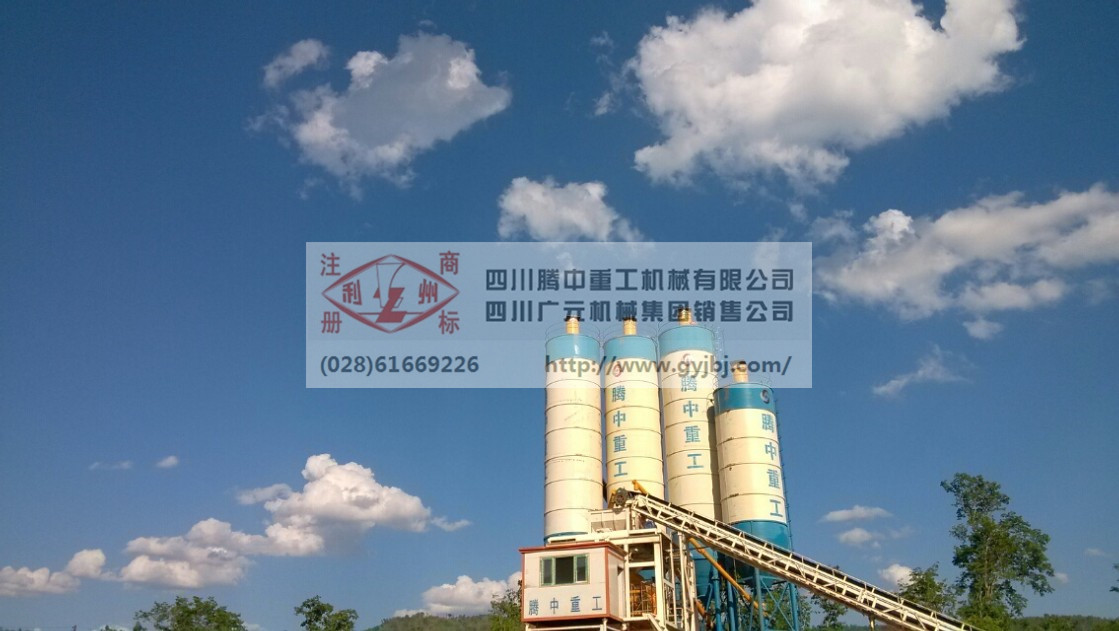 120搅拌站在老挝琅勃拉邦工地